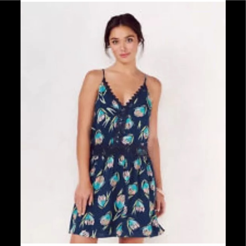 LC Lauren Conrad floral printed dress swept ashore L